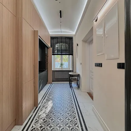 Apartment Krowoderska 1a High Standard *