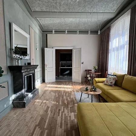 Apartmán Krowoderska 1a High Standard